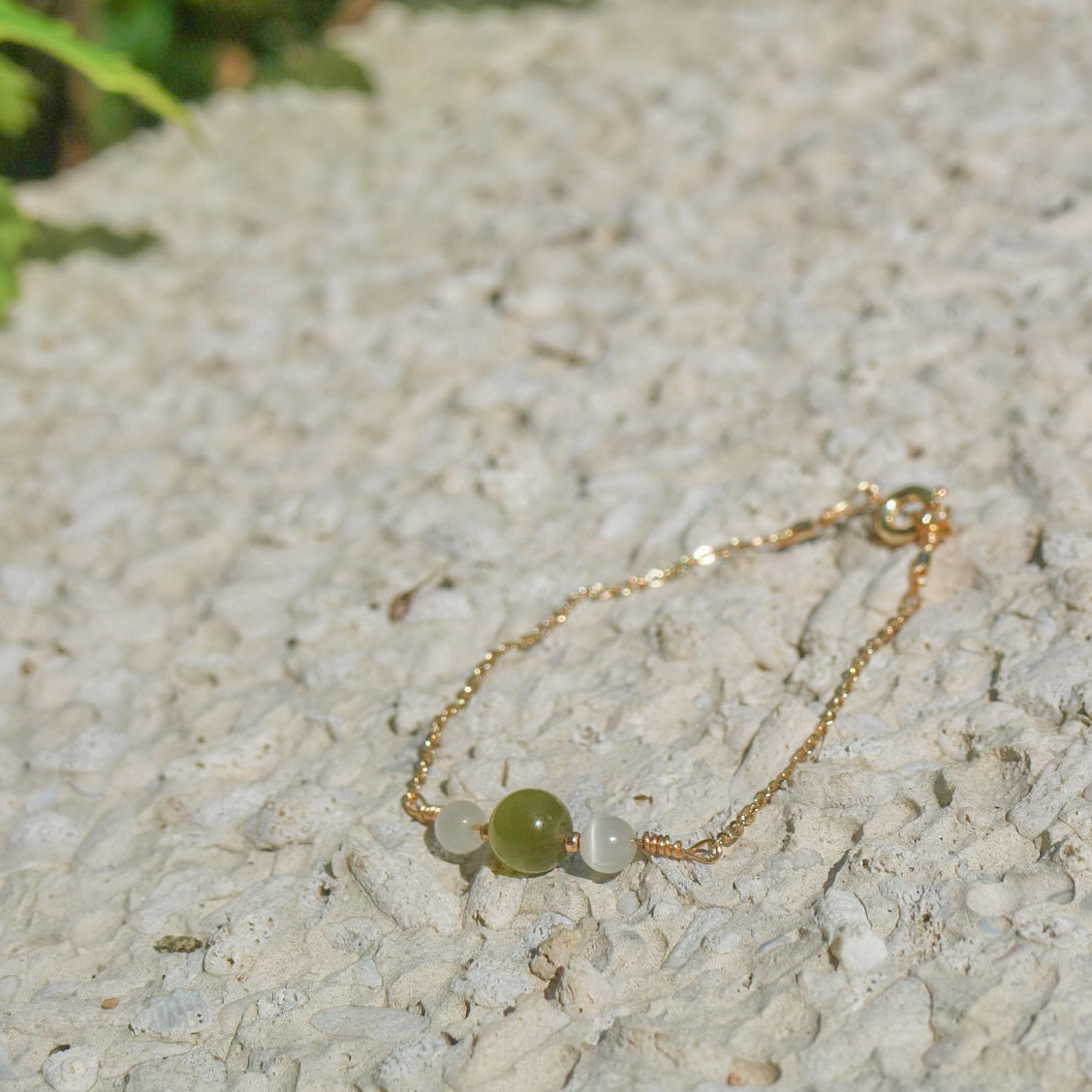 Olive Cat-eye Stone Bracelet