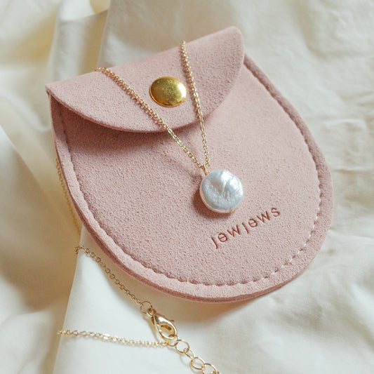 Luna Pearl Necklace