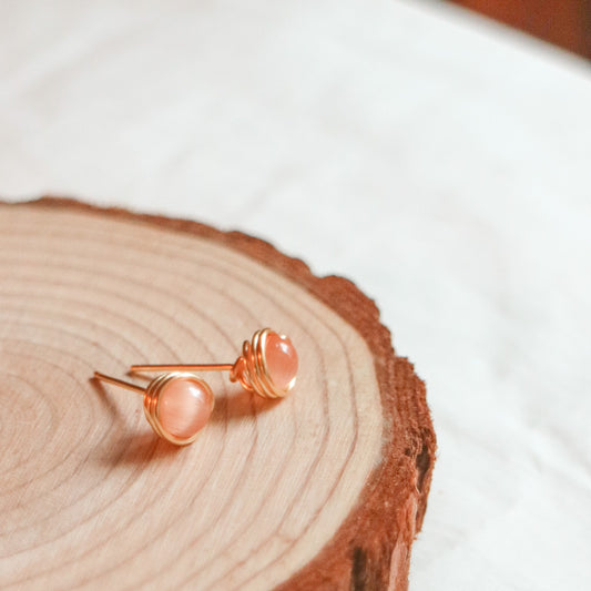 Coral Cat-eye Stone Stud Earrings