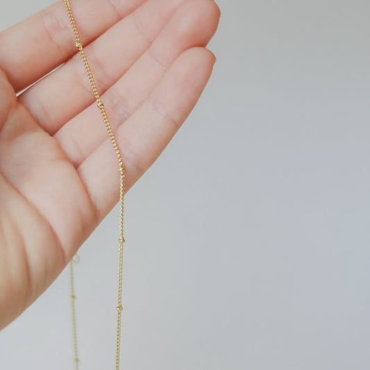 Dot dot dot … Basic Necklace