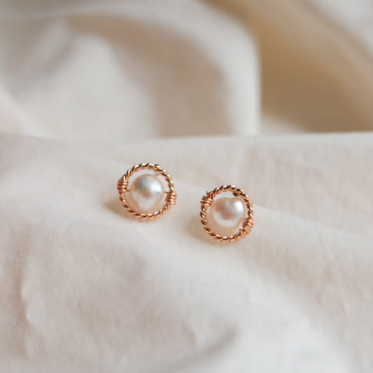Gaia Pearl Earrings
